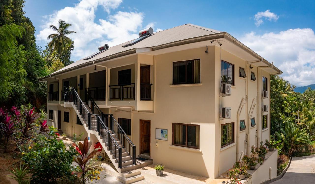 Kanasuk Self Catering * Baie Lazare (Mahe)